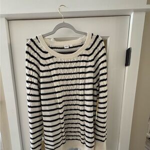 GAP Women's Striped Black and Cream Sweater